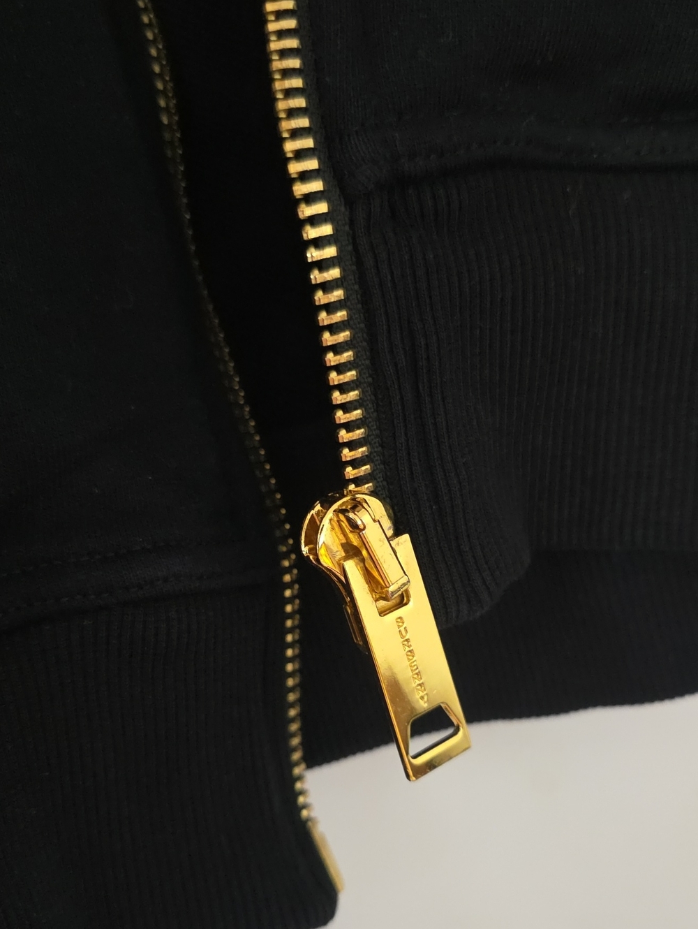 Burberry Black Zip Hoodie with Beige Nova Check Sleeve - Picture 9 of 11